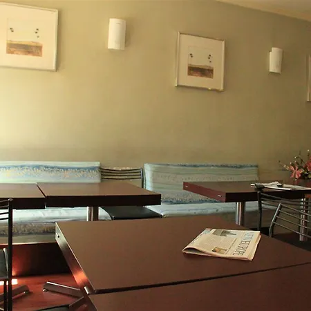 Hotel Bentley 2*