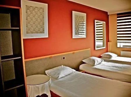 Bentley New Hotel 2*